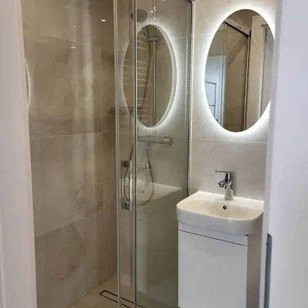 Apartment Prim Warsaw City شقة